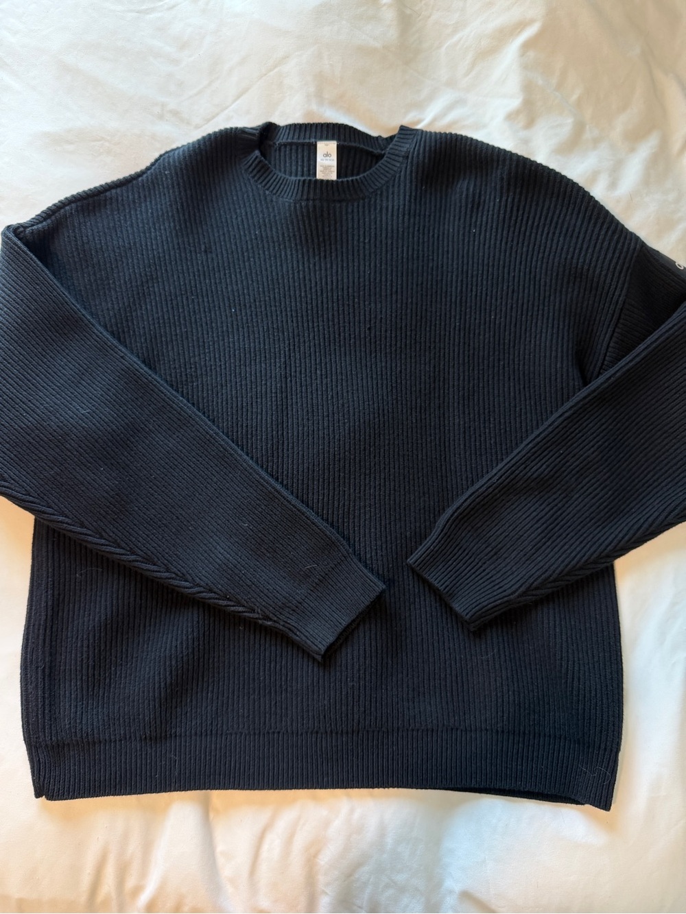 NEW Alo Yoga black scholar knit sweater
- Black